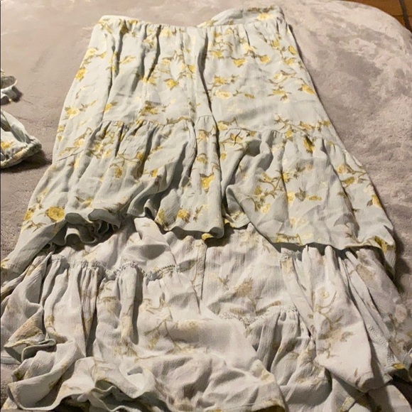 Two piece set - Picture 2 of 4